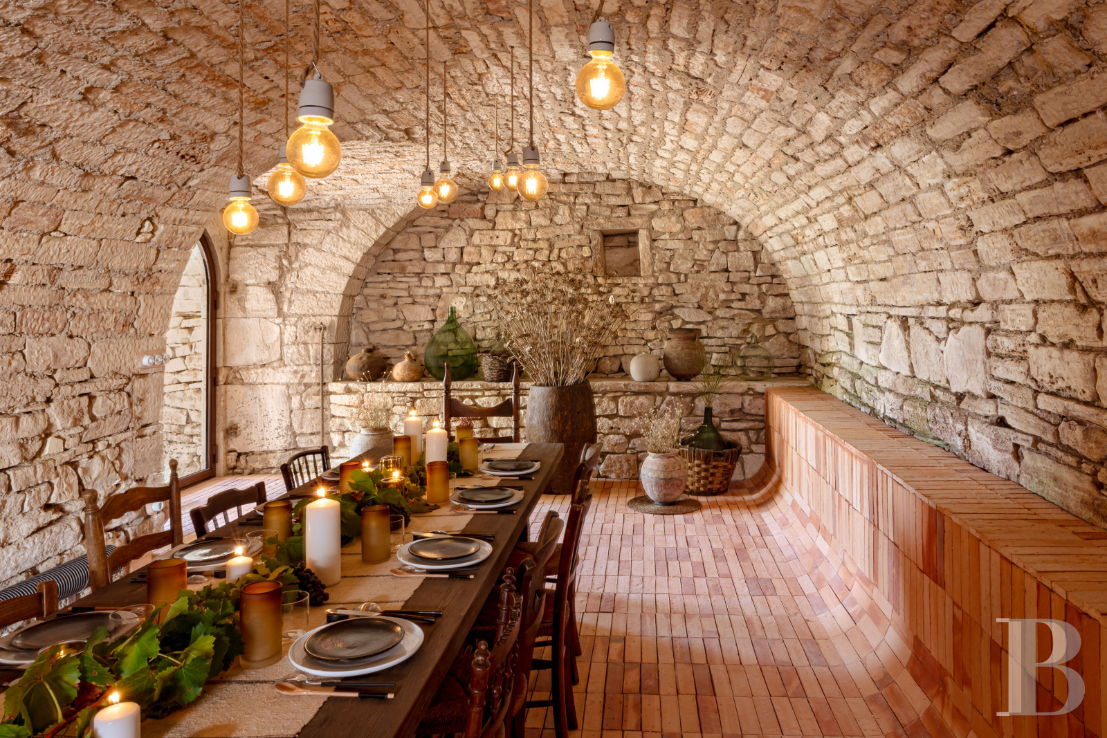 Dans le Gard, en bordure de l’Ardèche, un ancien mas restauré au milieu des oliviers, des vignes et des lavandes - photo  n°44